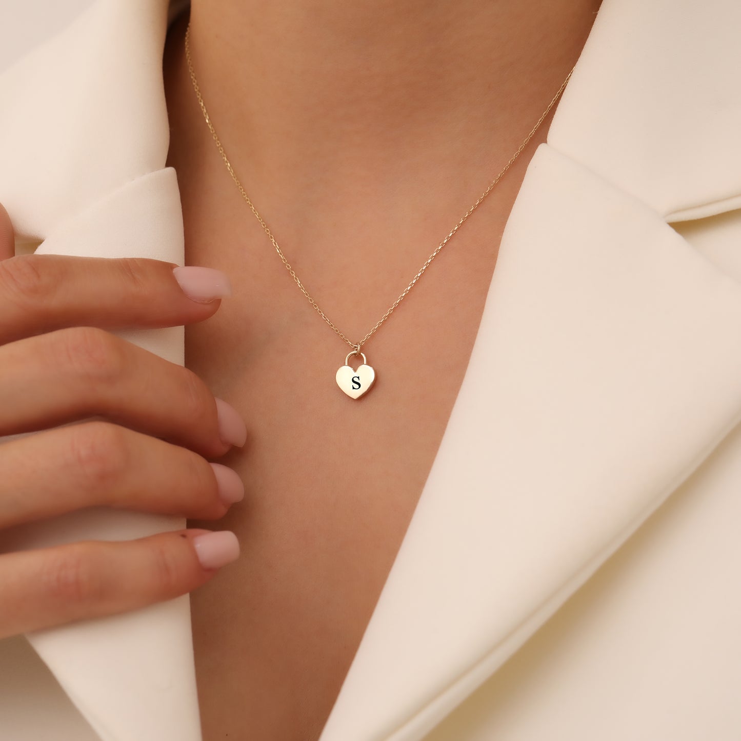 14K Gold Personalized Heart Necklace - Custom Initial Pendant