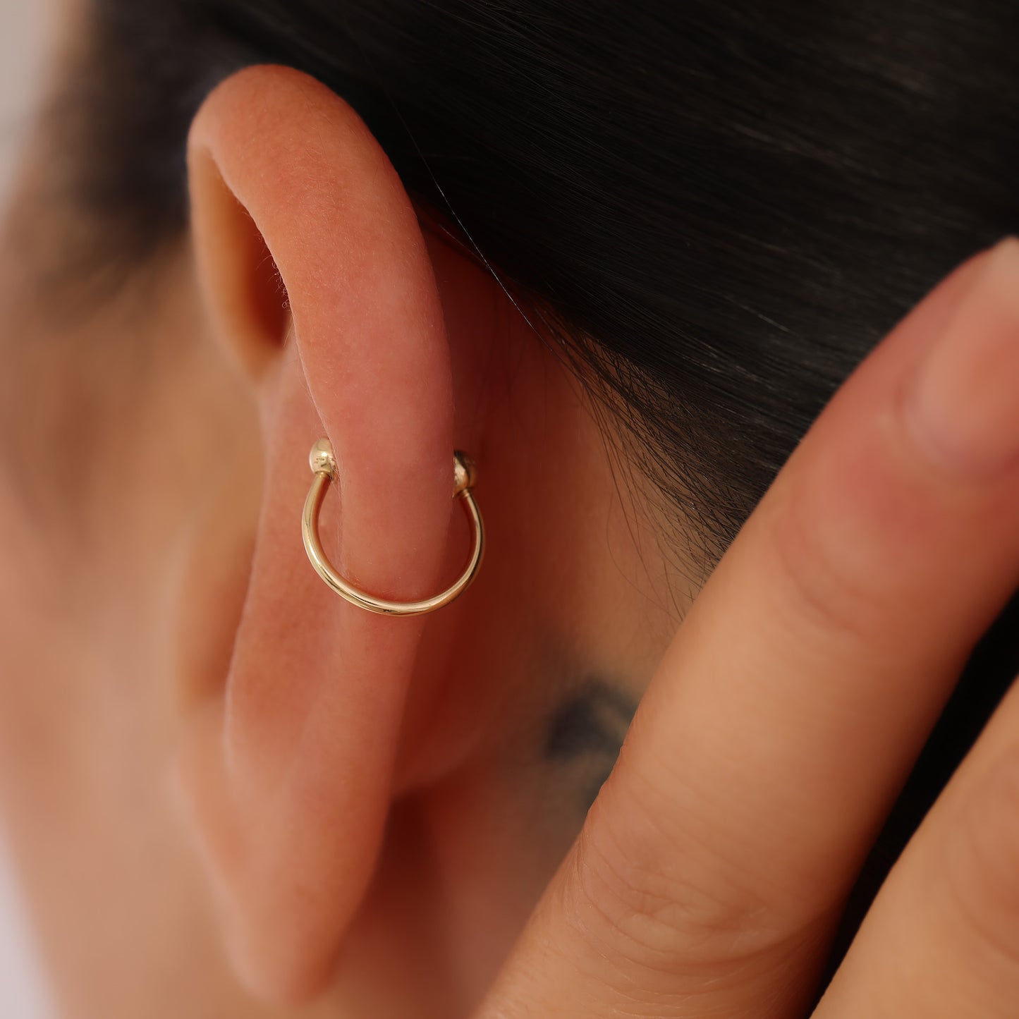 14K Solid Gold Horseshoe Septum Ring: 16G Internally Threaded Piercing